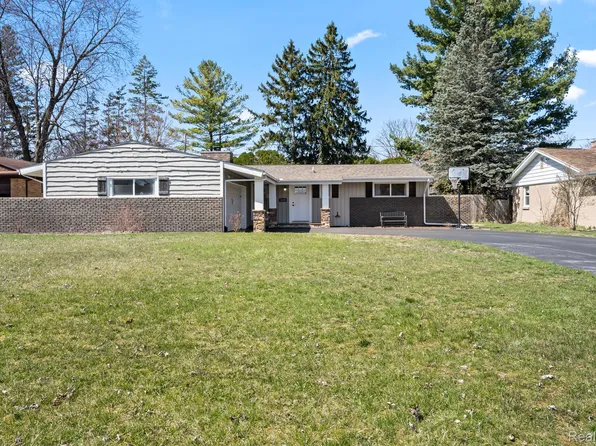 1329 Glendale Ave, Saginaw, MI 48638