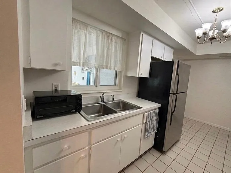 4155 Prudence Dr — Photo 24