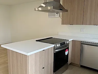 8223 Blackburn Ave. — Photo 6