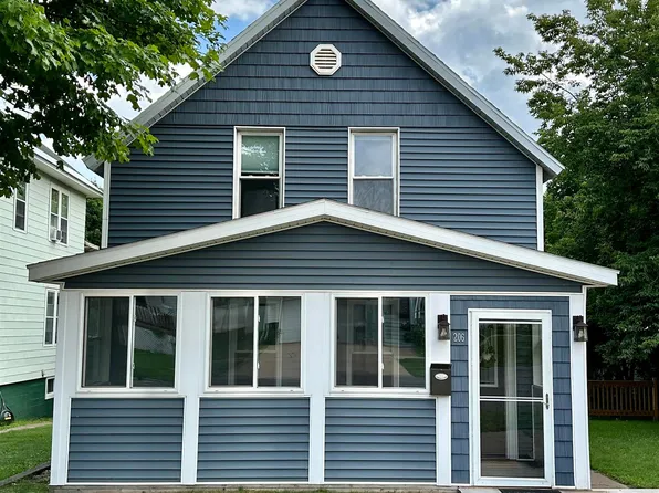 206 E Clark St, Negaunee, MI 49866