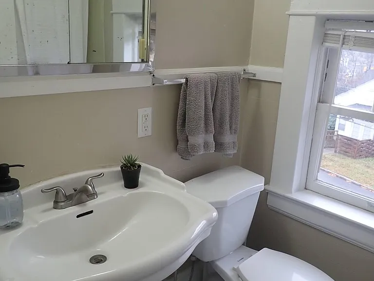 1201 N Elizabeth St #3 — Photo 8