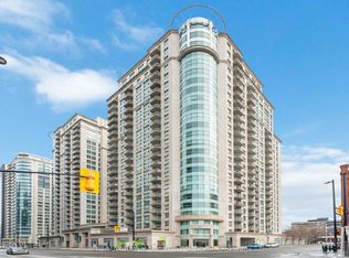200 Rideau St #608, Ottawa, ON K1N5Y1