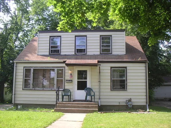 1712 Genoa St, Rockford, IL 61102