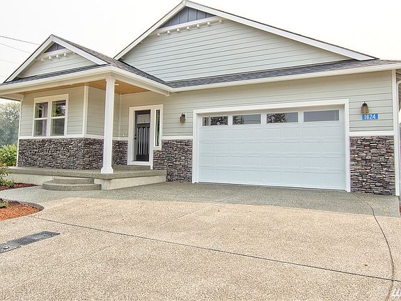 2nd image of 325 Woodrow Pl