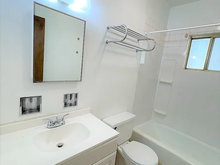 6350 Forward Ave #16 — Photo 11