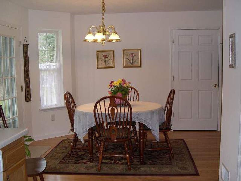 3rd image of 63 MORNING GLORY Way