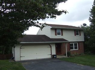 3180 Thistle Dr, Lancaster, PA 17601