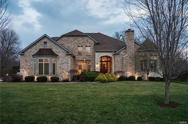 1st image of 16 Heather Hill Ln