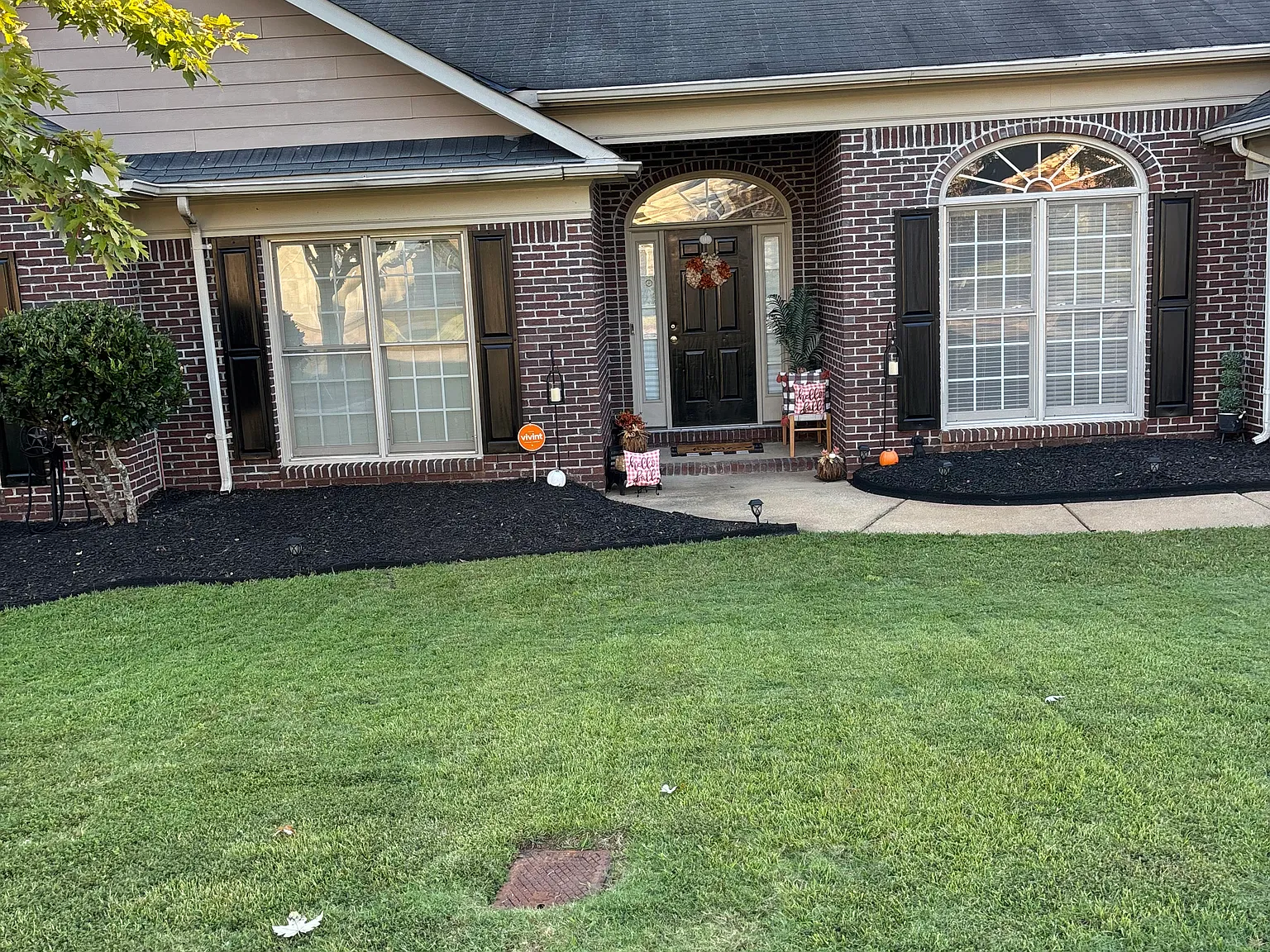 4975 Waterview Dr — Photo 2