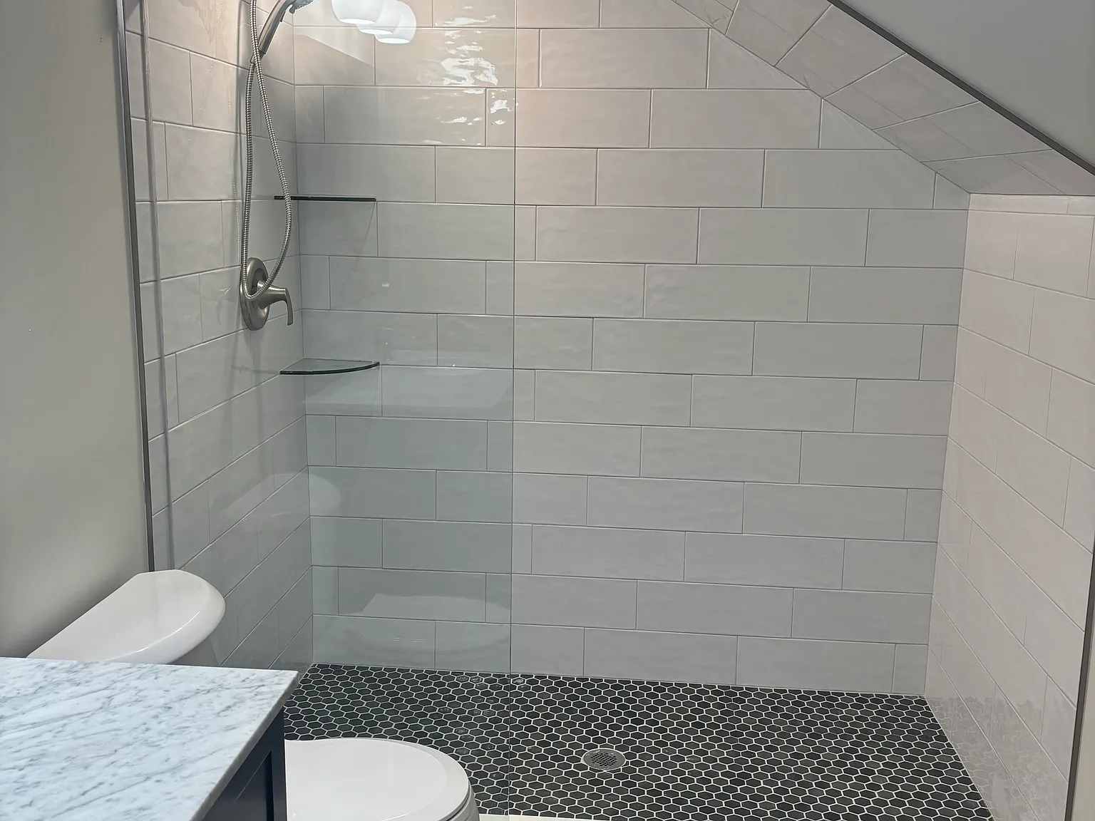 2 bed, 1000 sqft, $1,950 — Photo 3