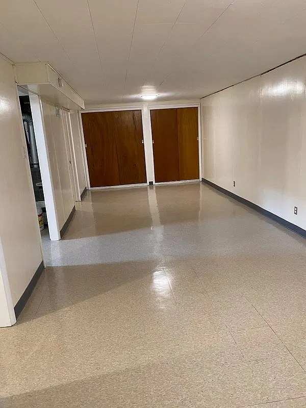 3 bed, 2.0 bath, 900 sqft, $1,650 — Photo 3