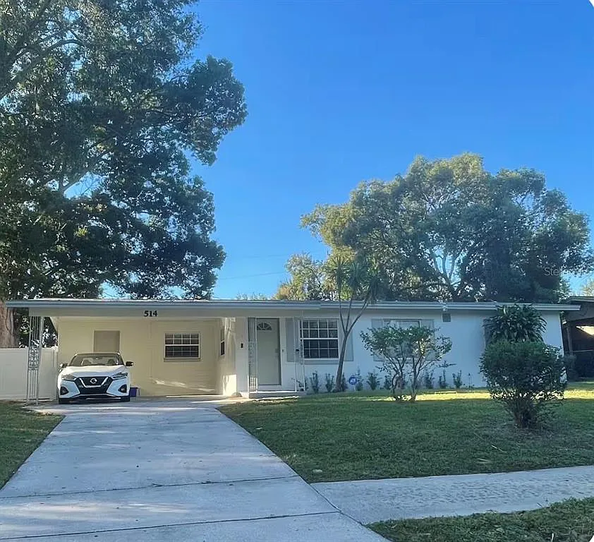3 bed, 2.0 bath, 1148 sqft, $3,600 — Photo 3