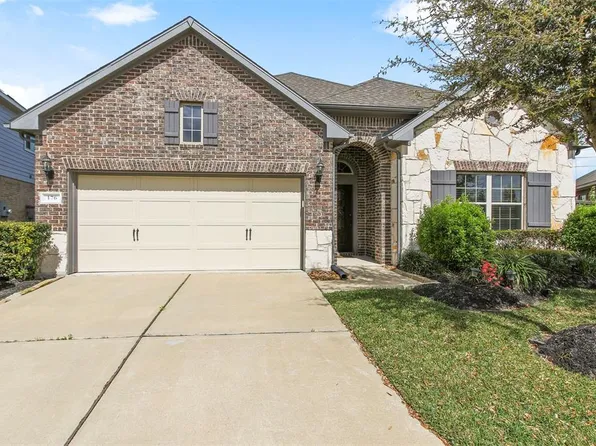 176 Castlegate Ln, Houston, TX 77065