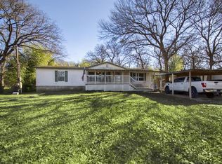 8816 High Lake Rd, Alvarado, TX 76009