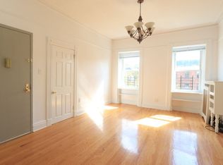 148 7th Ave APT 3, Brooklyn, NY 11215