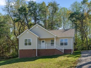 3000 Oakdale Dr, Cookeville, TN 38501