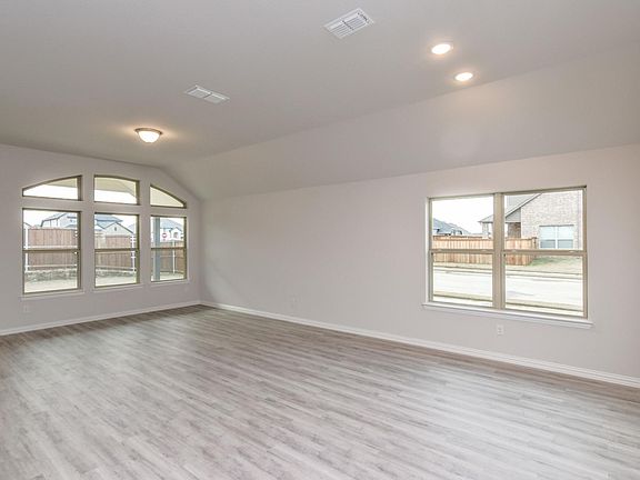 5th image of 16600 Hidden Cove Dr