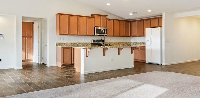 127 Deerfield Rd — Photo 4