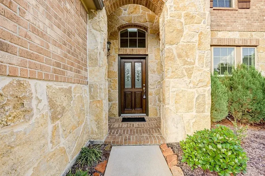 Building Photo - 11071 Walts Run Ln