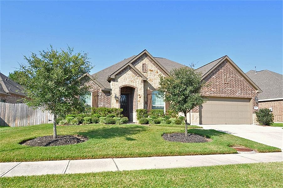 1st image of 16807 Lavon Lake Ln