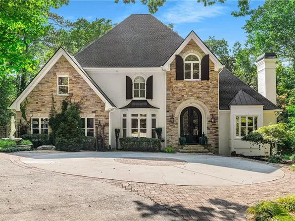 245 Wicklawn Way, Roswell, GA 30076