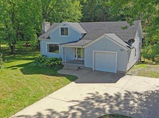 E2043 King Rd, Waupaca, WI 54981