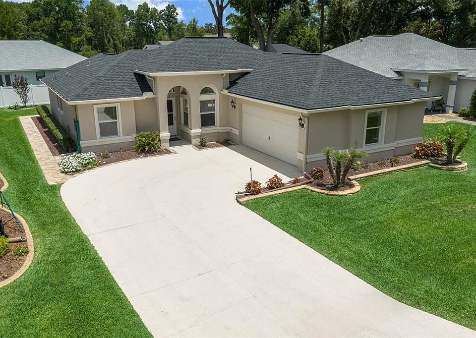 1st image of 10972 SW 69th Cir