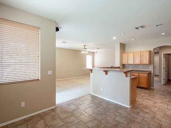 2nd image of 2060 E Bellerive Pl