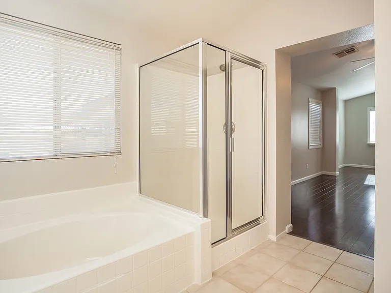 4509 Dagnar Ct — Photo 12