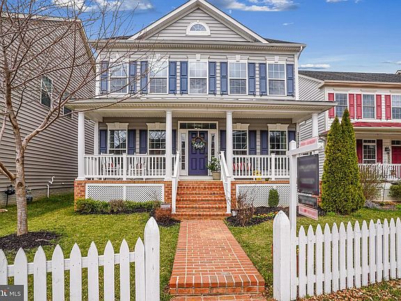 2nd image of 22554 Winding Woods Way
