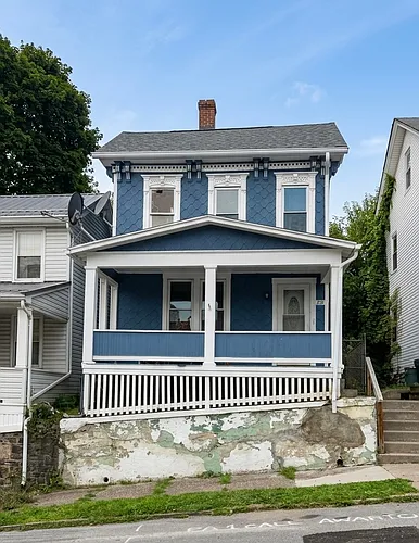 214 Walnut Ave Photo 1