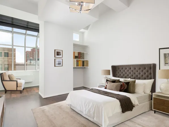 310 East 46th Street image 4 of 11