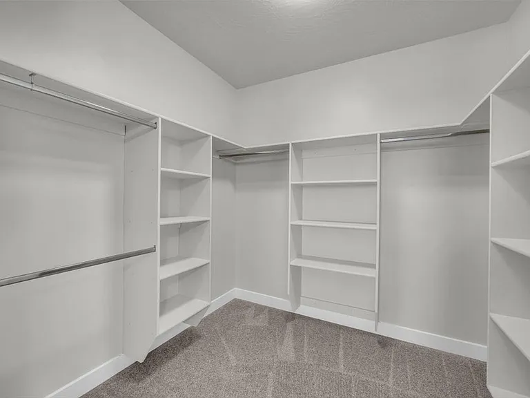 2792 S 3250 W — Photo 24