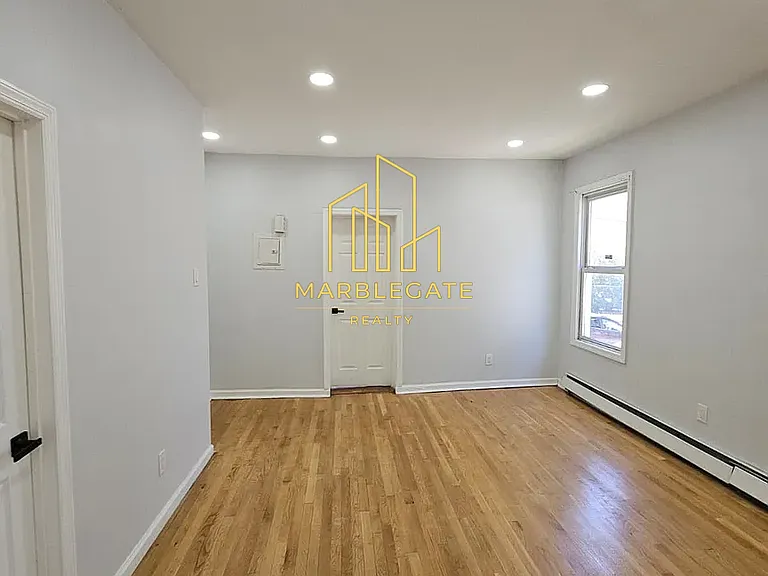 10 Rodwell Ave #11 — Photo 10