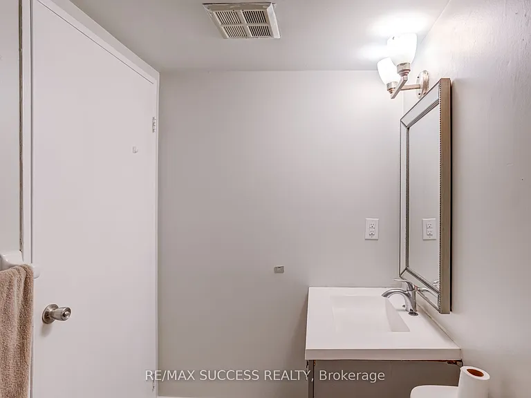145 Hillcrest Ave #713 — Photo 33