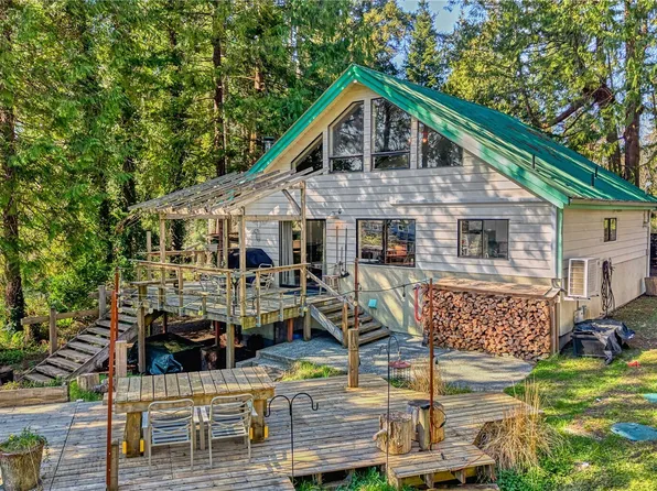 1525 Columbia Vista Drive, Point Roberts, WA 98281