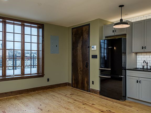 2nd image of 45 Newell St #2G
