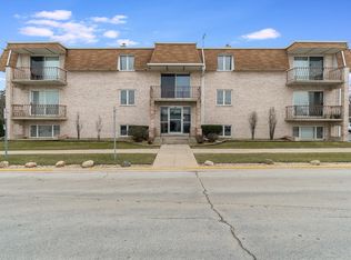 18224 Wentworth Ave APT 2, Lansing, IL 60438