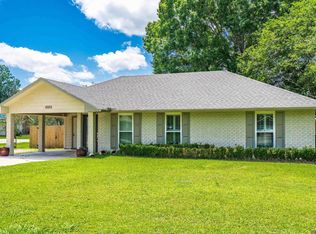 10211 Lake Park Ave, Gonzales, LA 70737