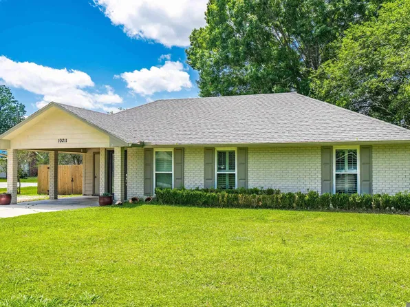10211 Lake Park Ave, Gonzales, LA 70737