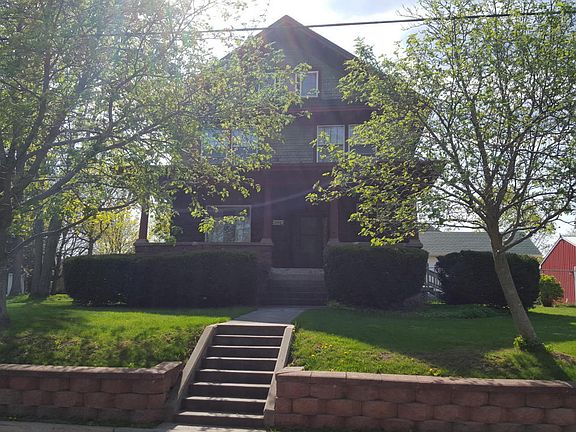 3rd image of 1114 Davitt St