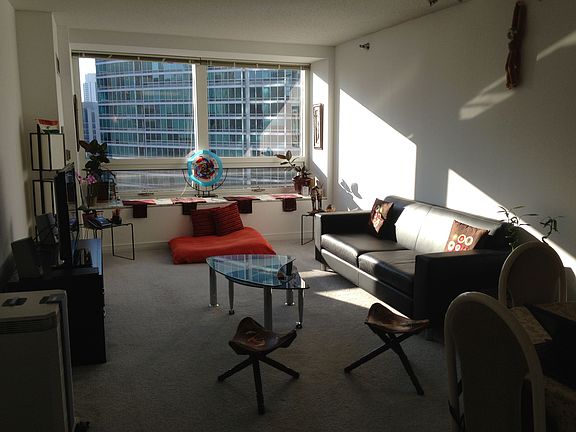 2nd image of 512 N McClurg Ct APT 2812
