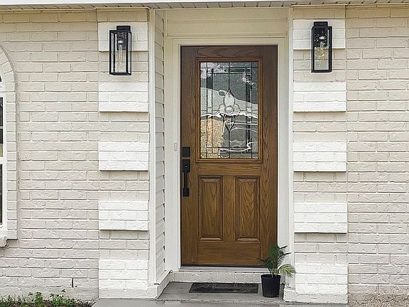 5th image of 4535 Balmoral Dr