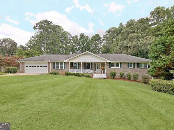 100 Aspen Way, Fayetteville, GA 30214
