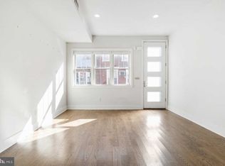 1117 Mercy St, Philadelphia, PA 19148