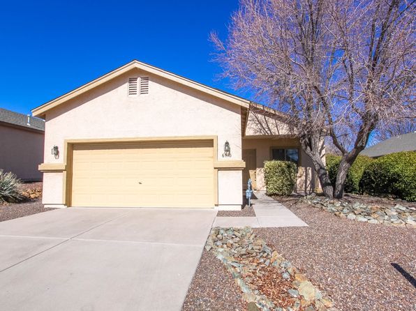 6910 E Yellowglen Dr