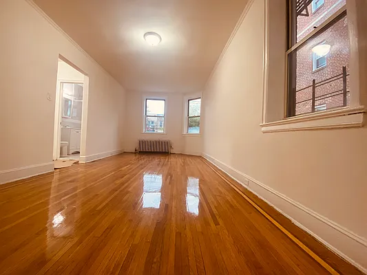 Rented by Silverstein Collection LLC  | media 2