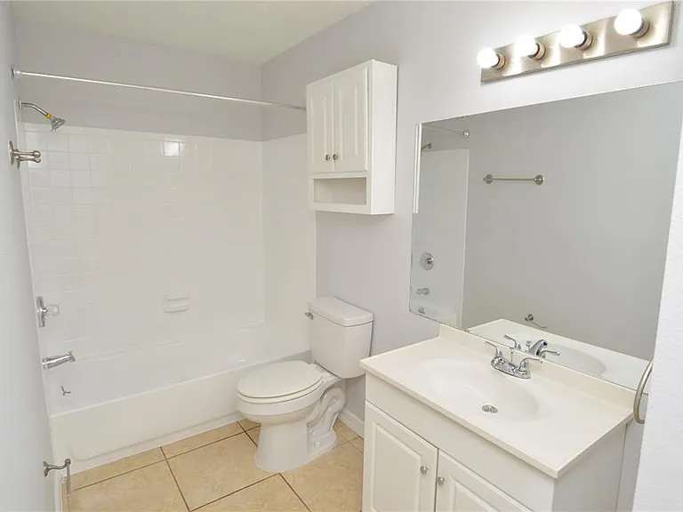 8643 Mallard Reserve Dr #104 — Photo 34