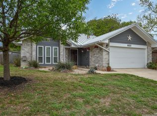 8001 Forest Cabin, Live Oak, TX 78233