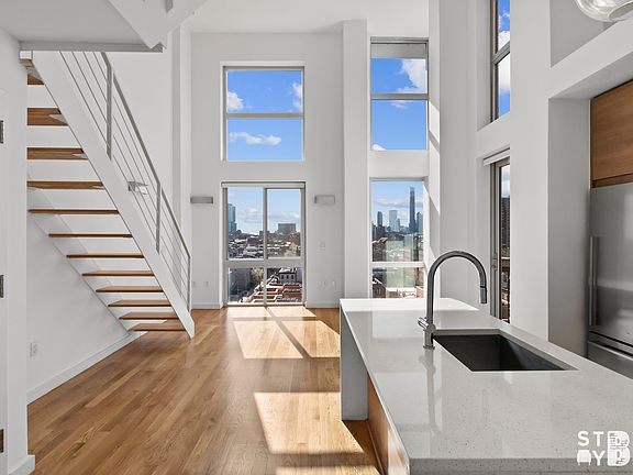 3rd image of 333 Greene Ave Penthouse 12A